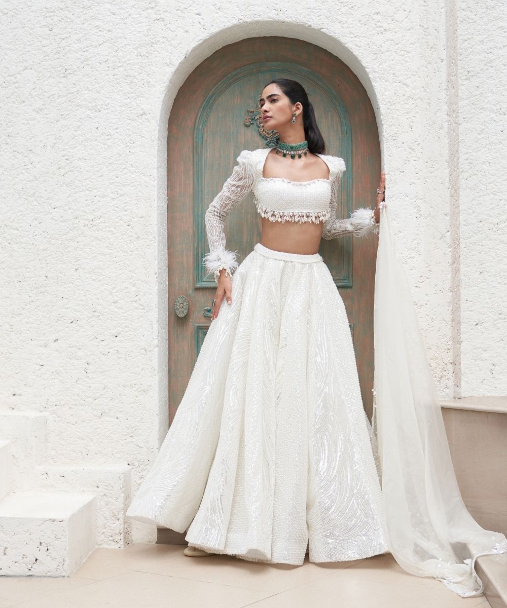 MAHIMA MAHAJAN- Taj